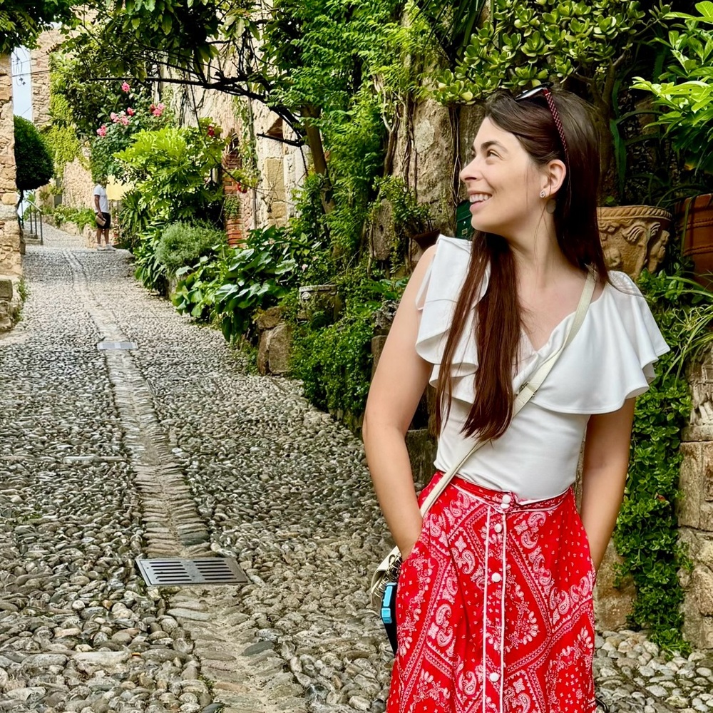 Meet your Posher, Madeline